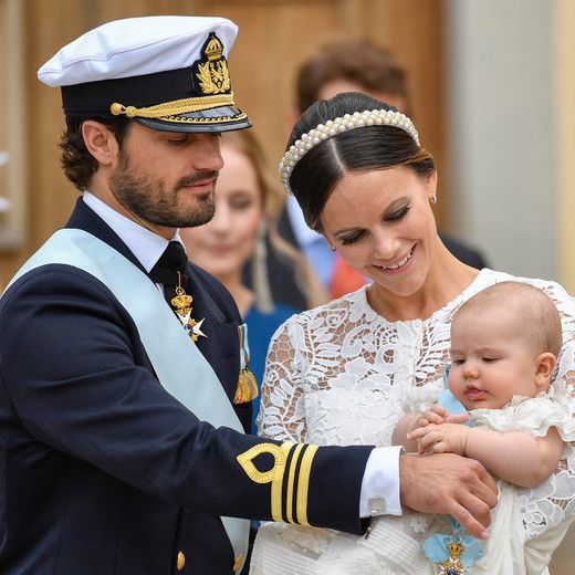 DAS sind die Tauf-Paten vom süßen Baby-Prinzen DAS sind die Tauf-Paten vom süßen Baby-Prinzen (Foto)