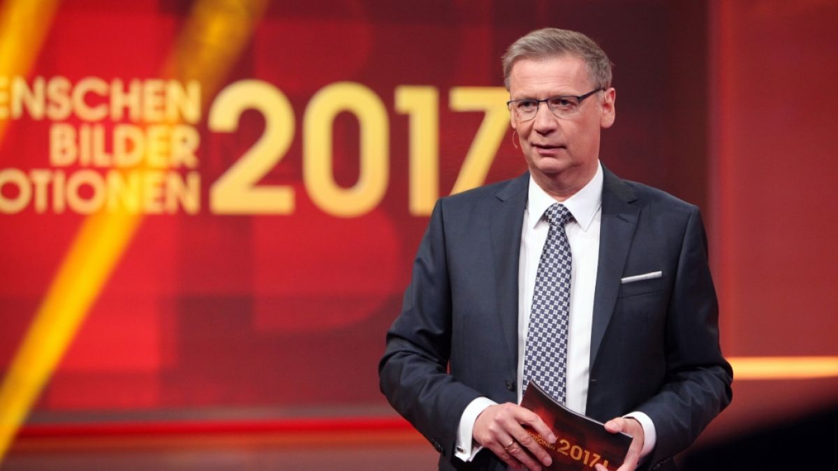 Günther Jauch präsentiert den Jahresrückblick "2017! Menschen, Bilder, Emotionen" bei RTL. (Foto)