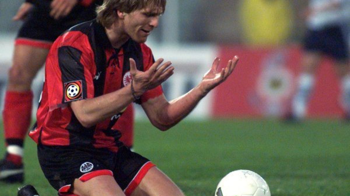 Fußballer Ansgar Brinkmann stand in seiner aktiven Karriere unter anderem für Eintracht Frankfurt in der Bundesliga auf dem Platz. (Foto)