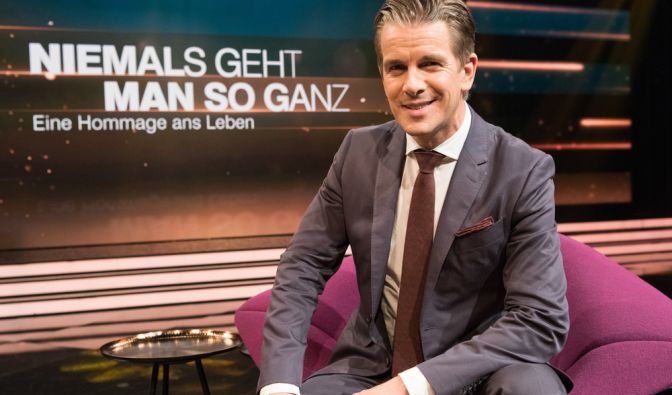 "Niemals geht man so ganz" als Wiederholung