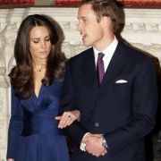 Bei seiner Verlobung mit Kate Middleton vor gut sieben Jahren war Prinz William noch mit einer vollen Haarpracht gesegnet.
