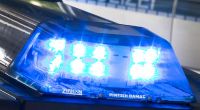 Zwei Tote hat die Polizei in Darmstadt nahe dem Hauptbahnhof gefunden.