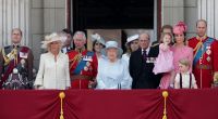 Die britische Königsfamilie auf einem Balkon des Buckingham Palace.