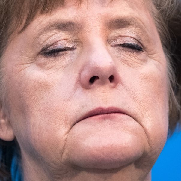 Widerstand gegen Merkel! Wird die Kanzlerin jetzt abgesägt? Widerstand gegen Merkel! Wird die Kanzlerin jetzt abgesägt? (Foto)