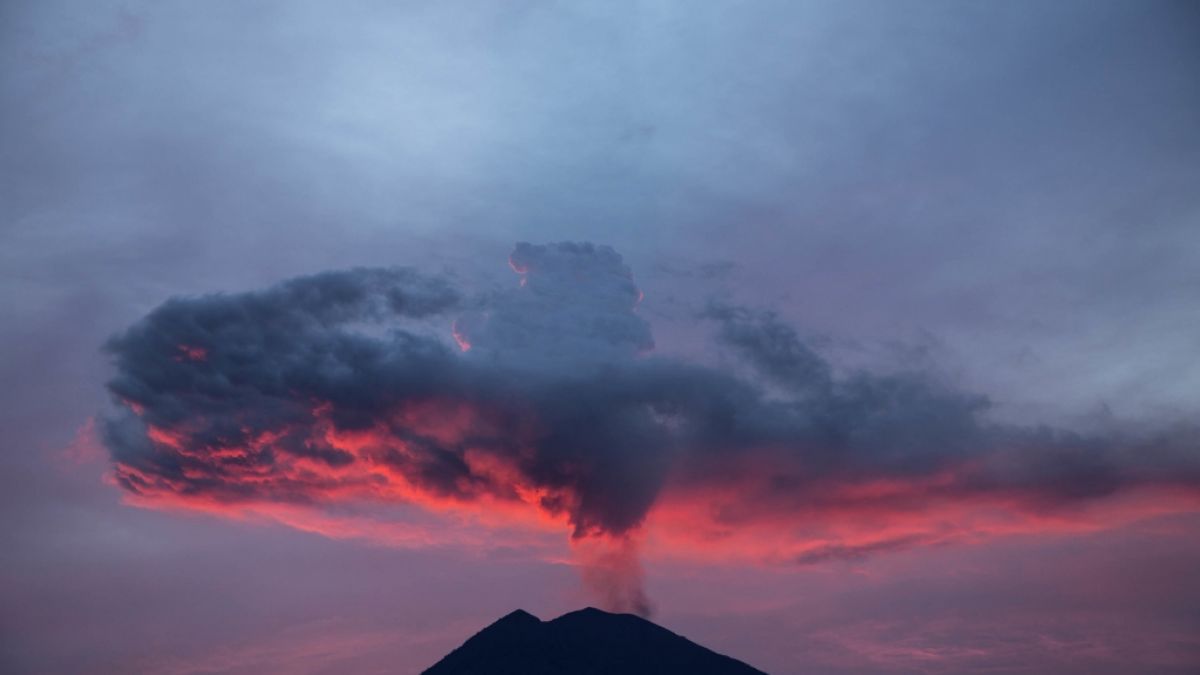 Der Vulkan Agung auf Bali sorgte zuletzt mit Ausbrüchen für Panik in der Bevölkerung. (Foto)