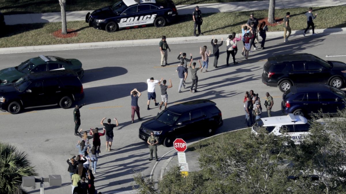 Ein Amoklauf an einer Schule in Florida fordert 17 Todesopfer. (Foto)