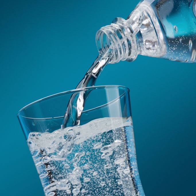 Achtung! Netto ruft DIESES Mineralwasser zurück Achtung! Netto ruft DIESES Mineralwasser zurück (Foto)