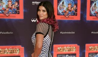 Micaela Schafer Nackter Brautalarm Heiratet Die Nacktschnecke