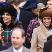 Kate Middleton und Meghan Markle dürfen sich ab Mai 2018 offiziell als Schwägerinnen vorstellen. Kate Middleton und Meghan Markle dürfen sich ab Mai 2018 offiziell als Schwägerinnen vorstellen.