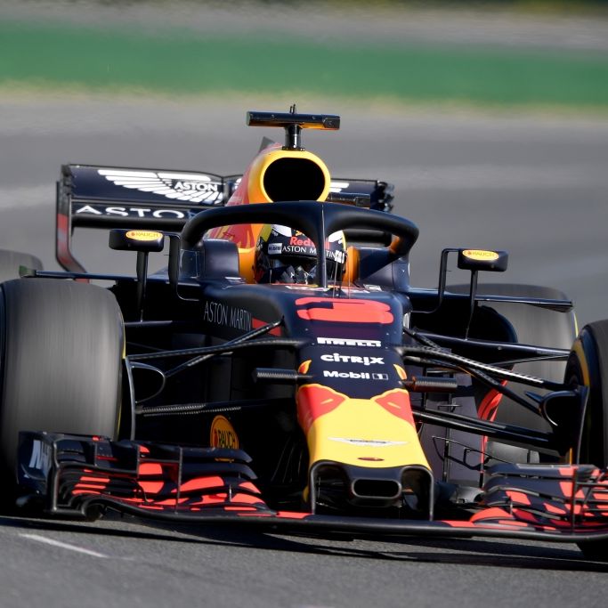 Lewis Hamilton gewinnt Saisonfinale vor Vettel und Verstappen Lewis Hamilton gewinnt Saisonfinale vor Vettel und Verstappen (Foto)