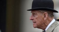Prinz Philip, der 96 Jahre alte Ehemann von Queen Elizabeth II., muss wegen Hüft-Problemen ins Krankenhaus.