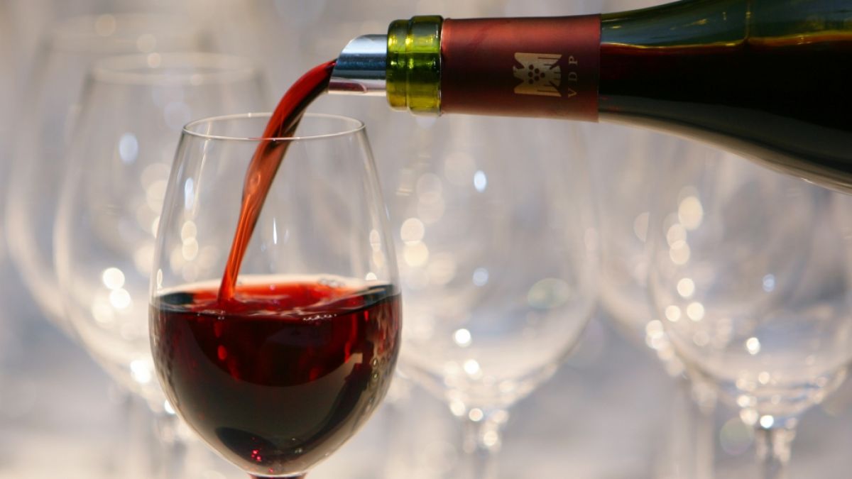 Rotwein schützt vor Herzinfarkt und Herz-Kreislauf-Erkrankungen, oder? (Foto)