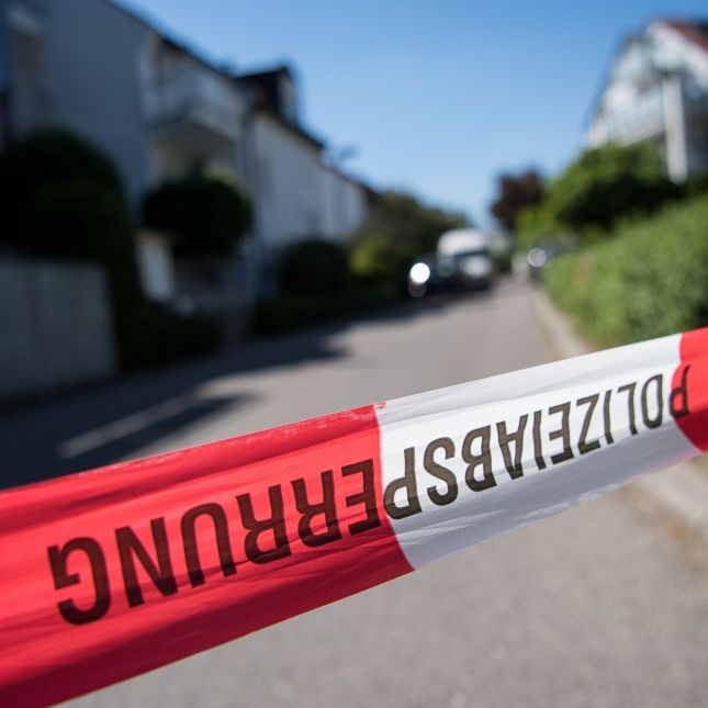 Sohn (27) tötet Vater (60) und köpft Leiche Sohn (27) tötet Vater (60) und köpft Leiche (Foto)