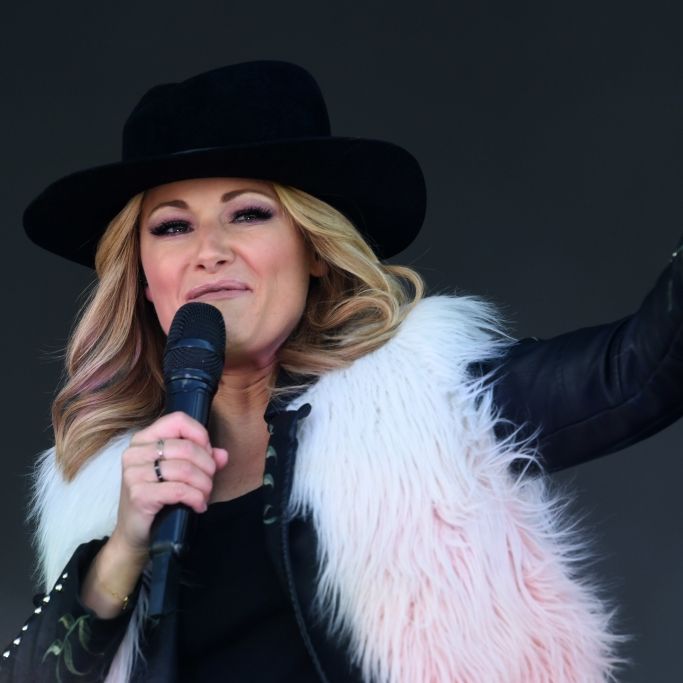 Neues Schlager-Traumpaar? Was hat sie mit Alexander Klaws am Laufen? Neues Schlager-Traumpaar? Was hat sie mit Alexander Klaws am Laufen? (Foto)