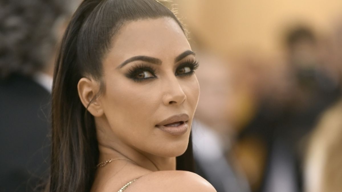 Momentan steht Kim Kardashian einem Shitstorm gegenüber - zur Met Gala 2018 begeisterte sie noch ihre Fans. (Foto)