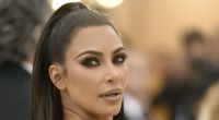 Momentan steht Kim Kardashian einem Shitstorm gegenüber - zur Met Gala 2018 begeisterte sie noch ihre Fans.