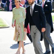 Pippa Middleton und James Middleton kommen zur St.-Georgs-Kapelle. Pippa Middleton und James Middleton kommen zur St.-Georgs-Kapelle.