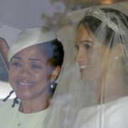 Meghan Markle zusammen mit ihrer Mutter. Meghan Markle zusammen mit ihrer Mutter.