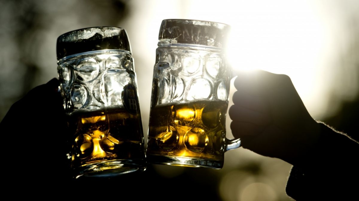 Laut Stiftung Warentest sind viele alkoholfreie Biere mit dem Pflanzenschutzmittel Glyphosat belastet. (Foto)