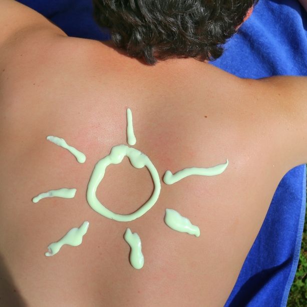 Sonnenschutz im Test! Welche Produkte schmieren ab? Sonnenschutz im Test! Welche Produkte schmieren ab? (Foto)