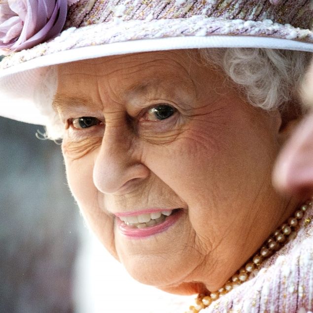 Nipplegate! The Queen is not amused (Foto)