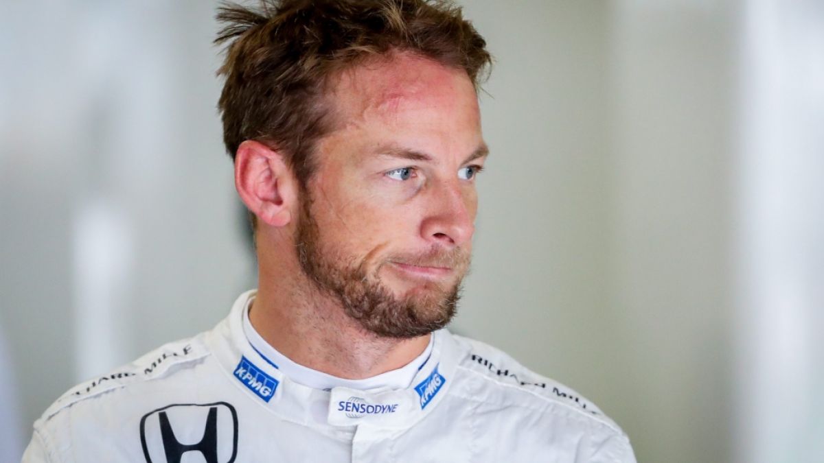 Jenson Button hat sich wieder verlobt. (Foto)
