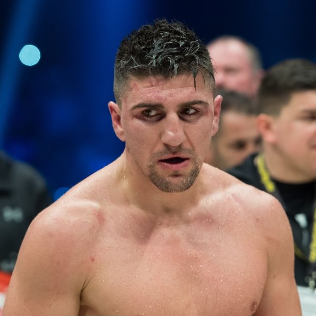 Huck feiert Comeback - Sieg durch Aufgabe im Schwergewicht Huck feiert Comeback - Sieg durch Aufgabe im Schwergewicht (Foto)