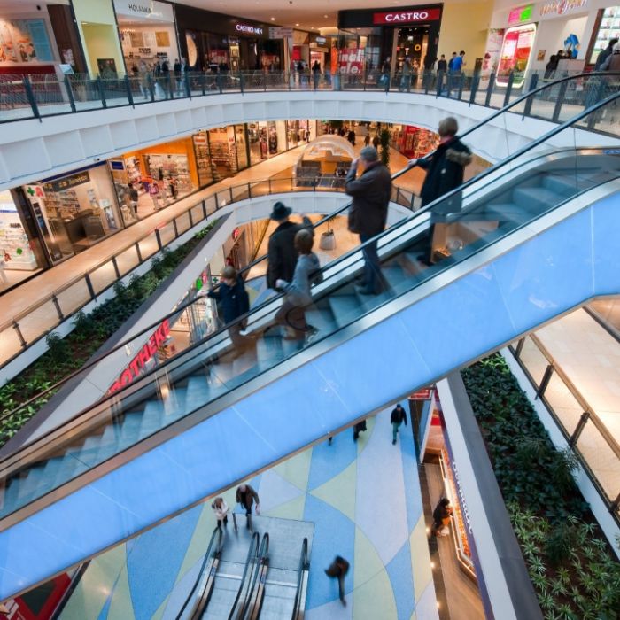 Rolltreppe reißt Kleinkind die Vorhaut ab Rolltreppe reißt Kleinkind die Vorhaut ab (Foto)