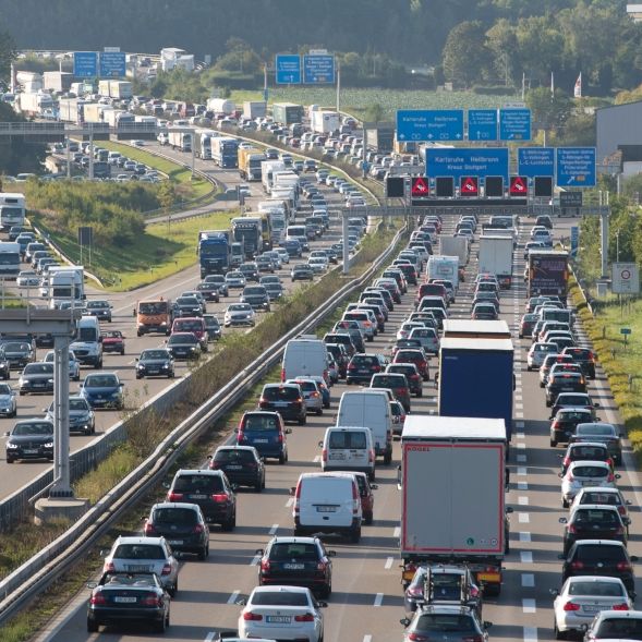 Sommerferien-Anfang: Auf diesen Autobahnen droht Stau-Alarm Sommerferien-Anfang: Auf diesen Autobahnen droht Stau-Alarm (Foto)