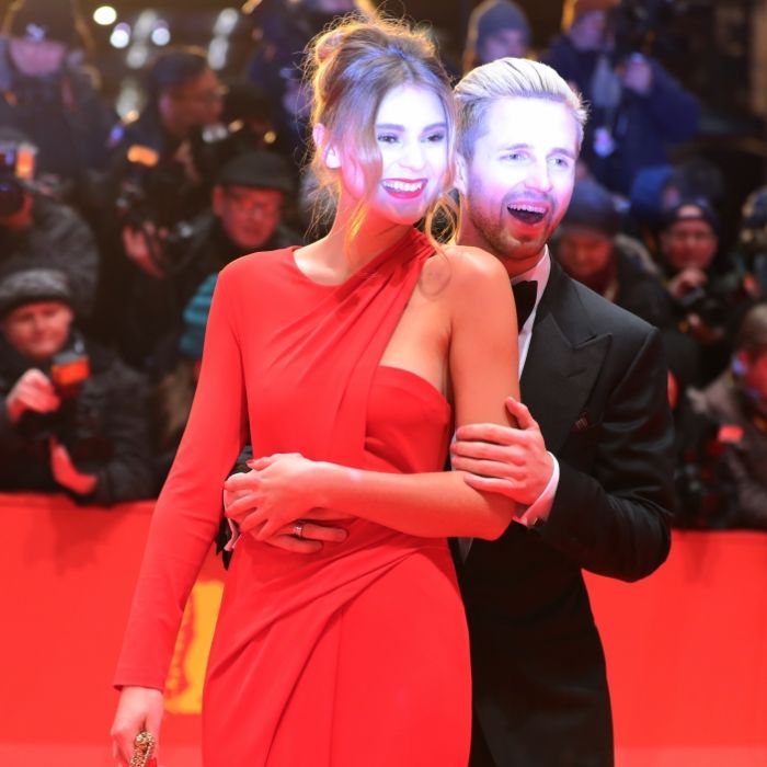 SO verliebt feiert sie den Jahrestag mit Marcus Butler SO verliebt feiert sie den Jahrestag mit Marcus Butler (Foto)