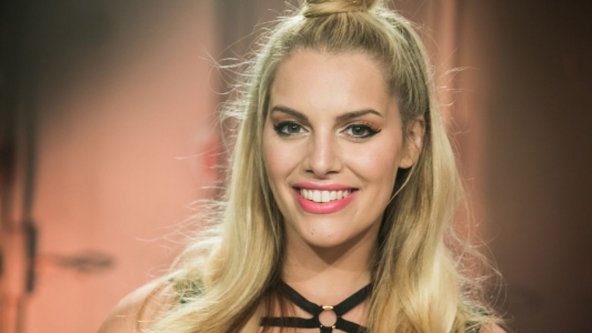 Angelina Kirsch ist Jurorin in der RTL2-Show "Curvy Supermodel". (Foto)