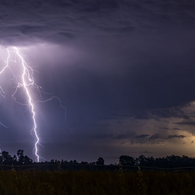 Unwetter-Warnung nach Dauer-Hitze! HIER drohen Gewitter und Hagel Unwetter-Warnung nach Dauer-Hitze! HIER drohen Gewitter und Hagel (Foto)