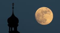 Der Vollmond im August wird auch als roter Mond bezeichnet.