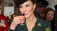 Prost! Kate Middleton ist dem Genuss von Alkohol nicht abgeneigt.