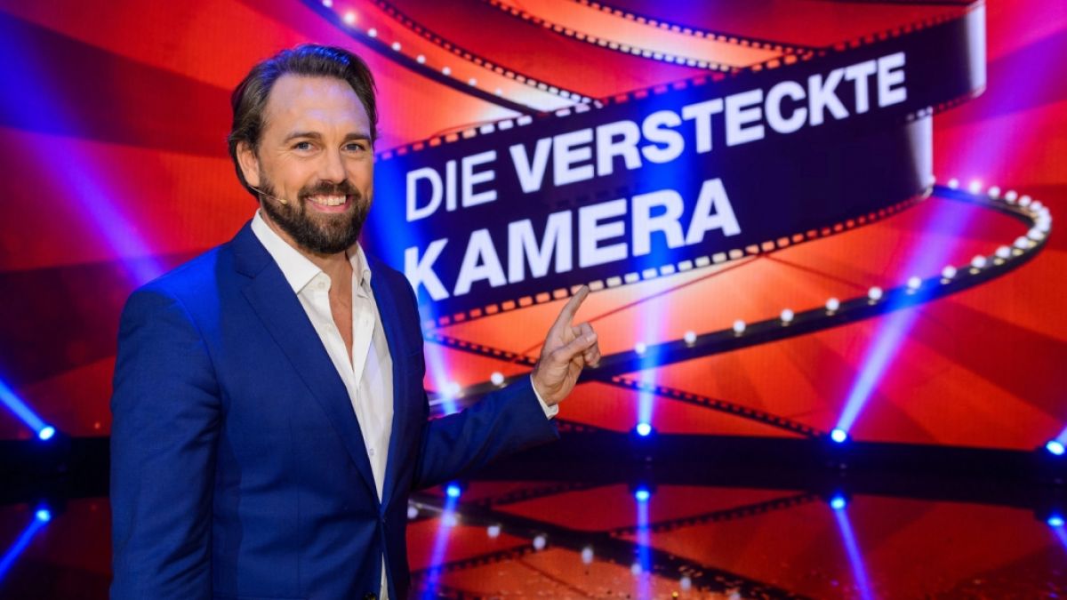 "Die versteckte Kamera 2018"-Moderator Steven Gätjen empfängt unter anderem Vanessa Mai in seiner Show. (Foto)