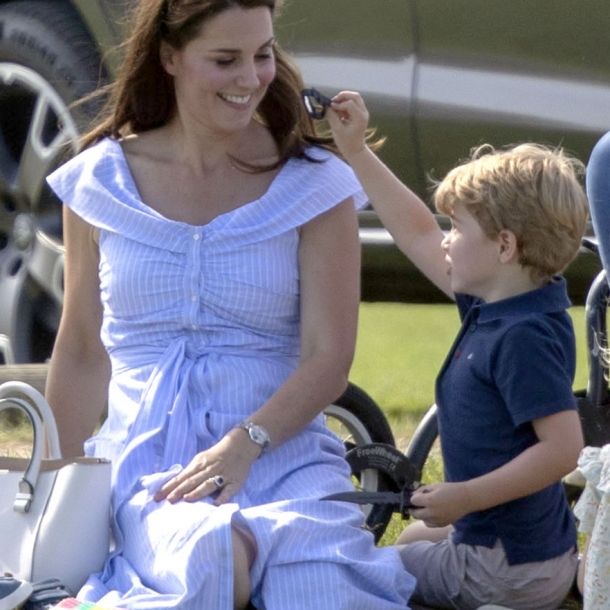 Enthüllt! DAVON ist der kleine Prinz George besessen Enthüllt! DAVON ist der kleine Prinz George besessen (Foto)