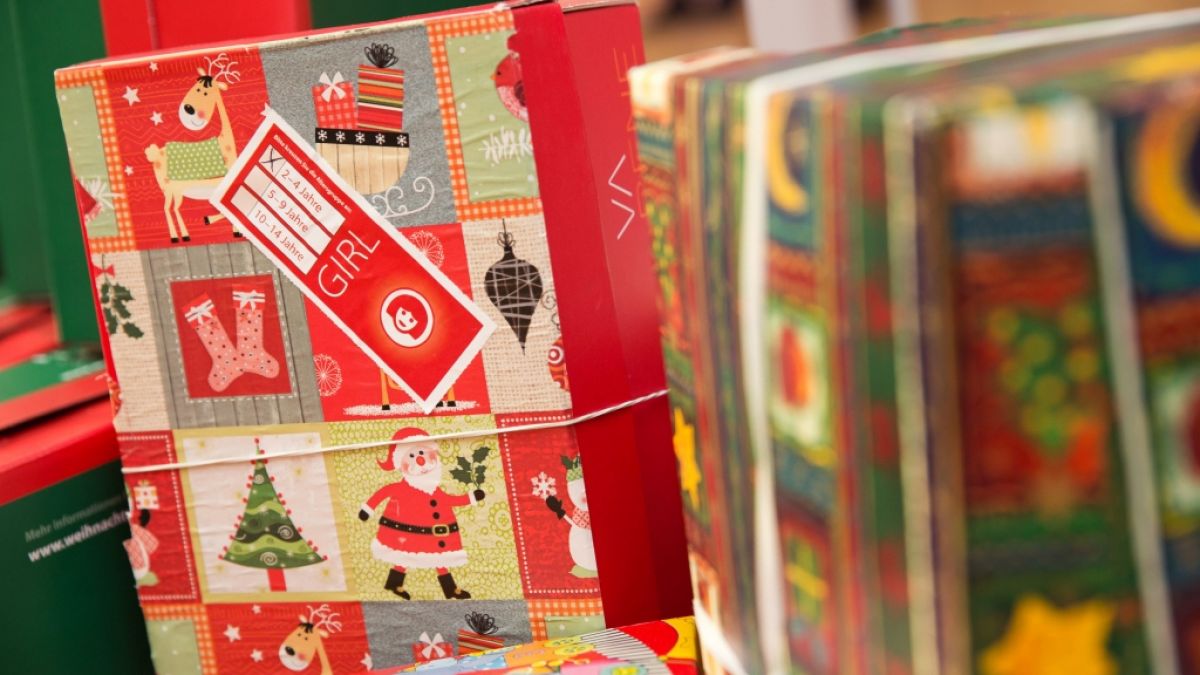 Im Rahmen von "Weihnachten im Schuhkarton" können Sie Geschenkpäckchen zusammenstellen, die an bedürftige Kinder verteilt werden. (Foto)