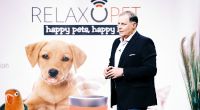 Frank Bendix aus Meschede präsentiert mit RelaxoPet ein Klangwellengerät zur Enstspannung von Tieren. Er erhofft sich ein Investment von 100.000 Euro für 10 Prozent der Anteile an seinem Unternehmen..