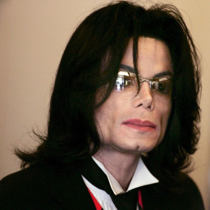 Ist Michael Jackson gar nicht tot?