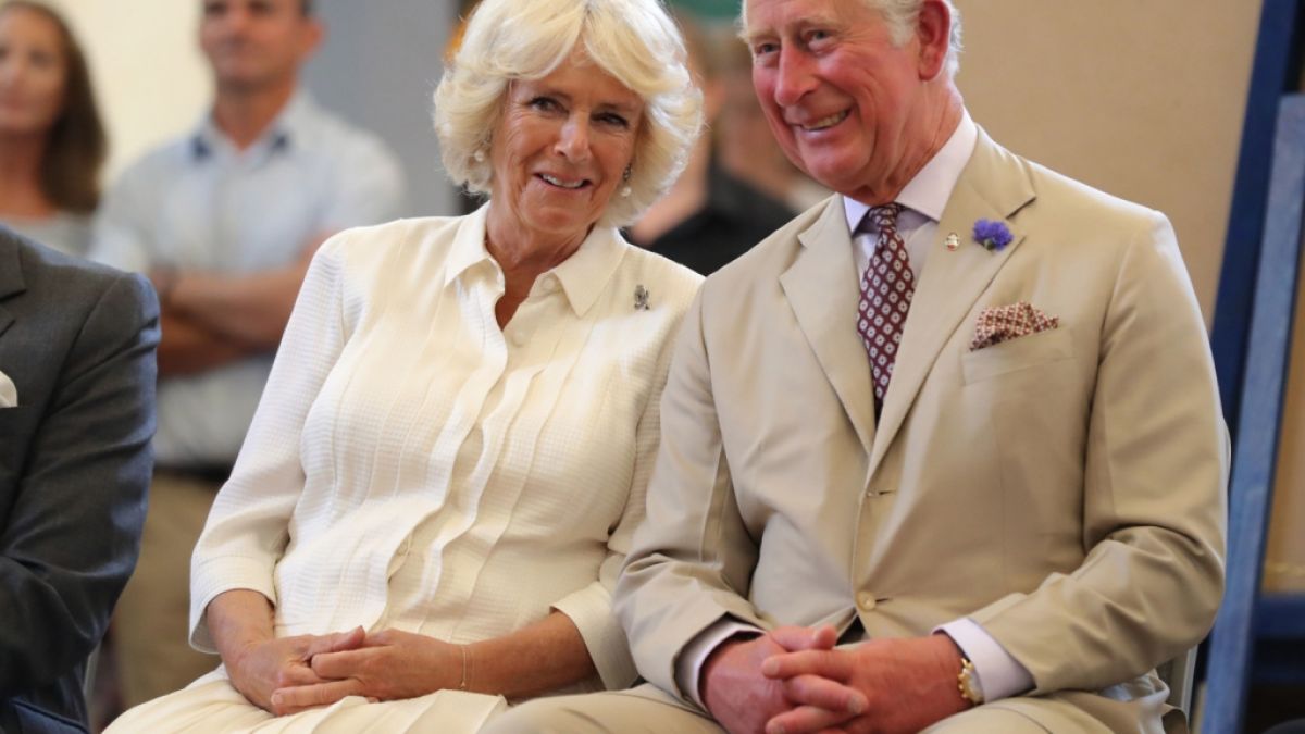 Der britische Kronprinz Charles, The Prince of Wales, mit seiner Ehefrau Camilla, Herzogin von Cornwall. (Foto)