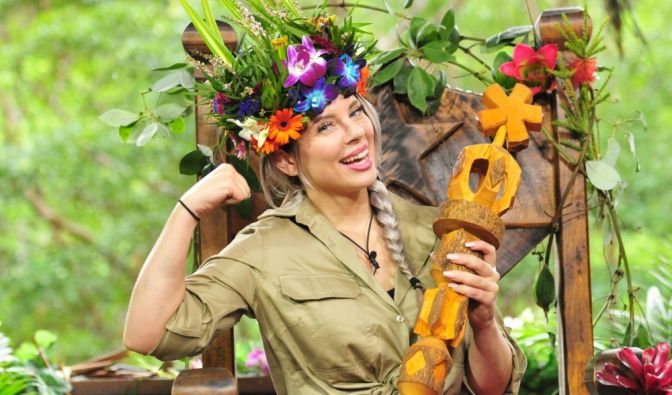 Stefanie Hertel Im Dschungelcamp 2019 Hier Spricht Die Sangerin Uber Eine Eventuelle Ibes Teilnahme News De