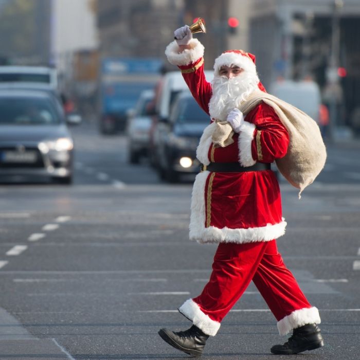 Lehrerin sagt Wahrheit über Weihnachtsmann - Kündigung! Lehrerin sagt Wahrheit über Weihnachtsmann - Kündigung! (Foto)