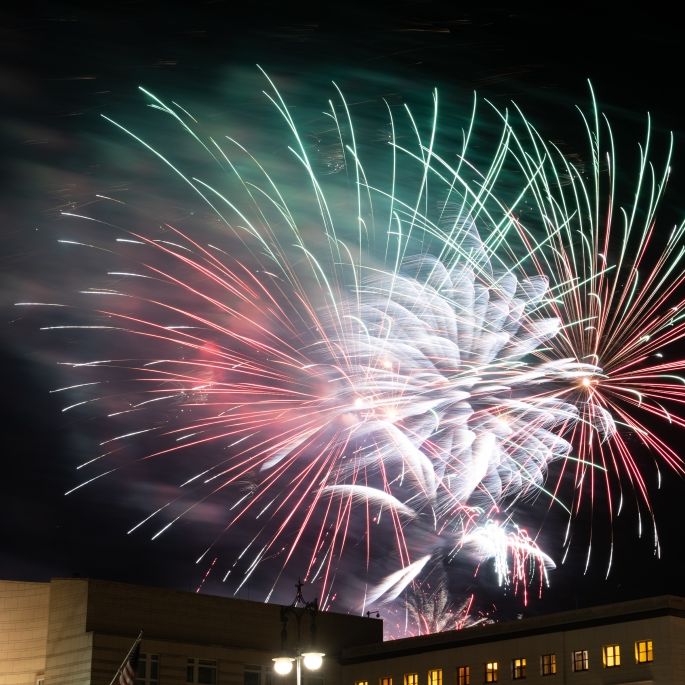 HIER gilt aktuell Feuerwerks-Verbot zu Silvester in Deutschland HIER gilt aktuell Feuerwerks-Verbot zu Silvester in Deutschland (Foto)