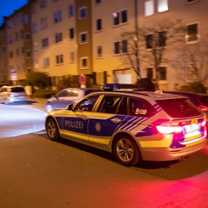 Mutmaßlicher Messerstecher schweigt - Polizei sucht weitere Zeugin! Mutmaßlicher Messerstecher schweigt - Polizei sucht weitere Zeugin! (Foto)