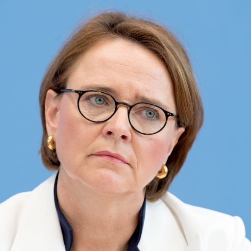 Integrationsbeauftragte schafft Weihnachten ab und kassiert Shitstorm Integrationsbeauftragte schafft Weihnachten ab und kassiert Shitstorm (Foto)
