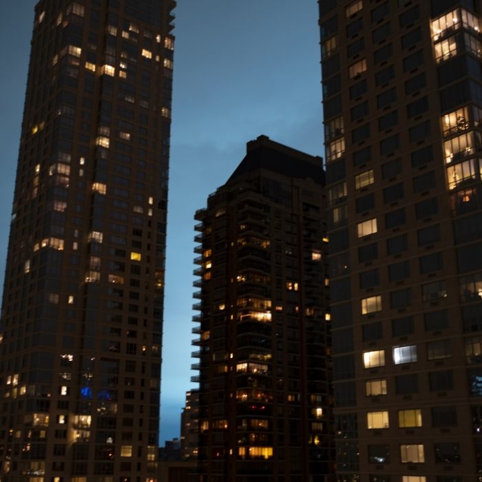Aliens im Big Apple? DARUM erstrahlte der Himmel blau Aliens im Big Apple? DARUM erstrahlte der Himmel blau (Foto)