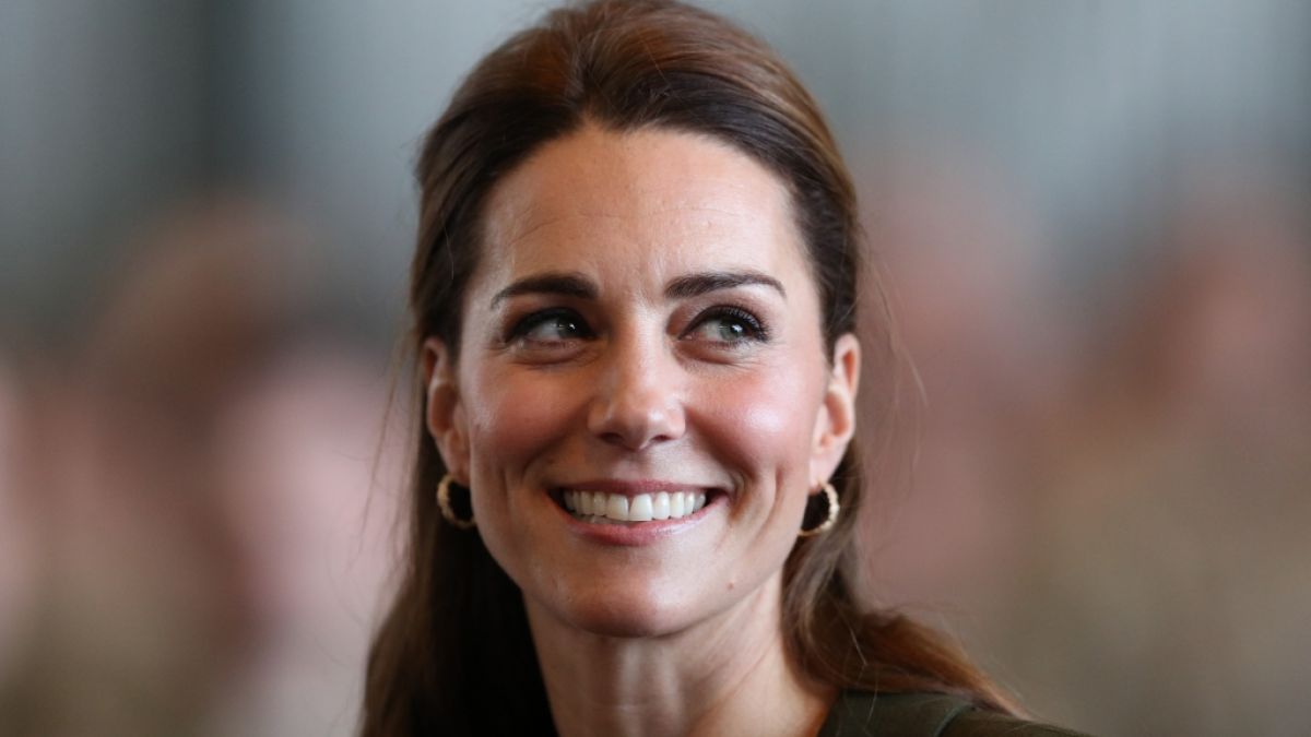 Kate Middleton strahlt überglücklich. (Foto)