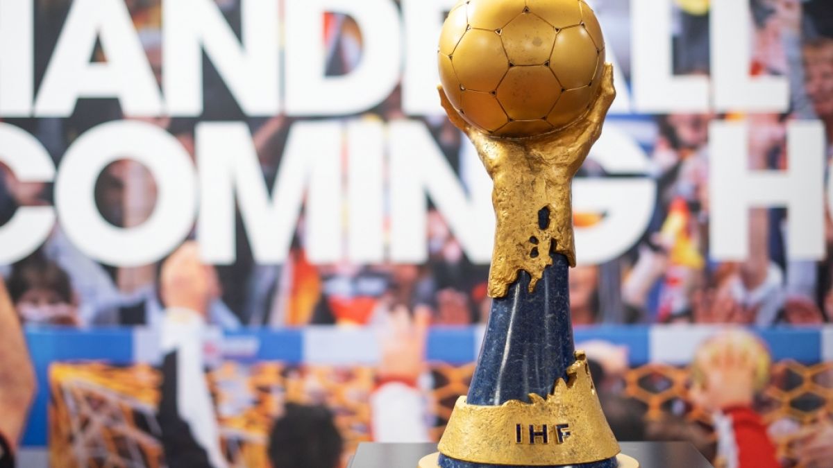 Auf diesen Pokal sind die teilnehmenden Mannschaften der Handball-WM 2019 scharf. (Foto)
