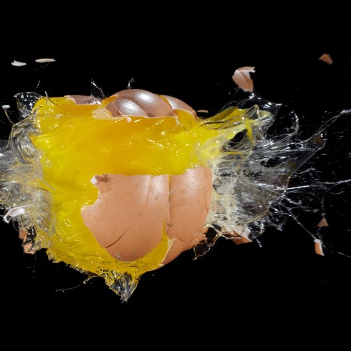 Ei in Mikrowelle gekocht! Mann sprengt sich fast das Gesicht weg