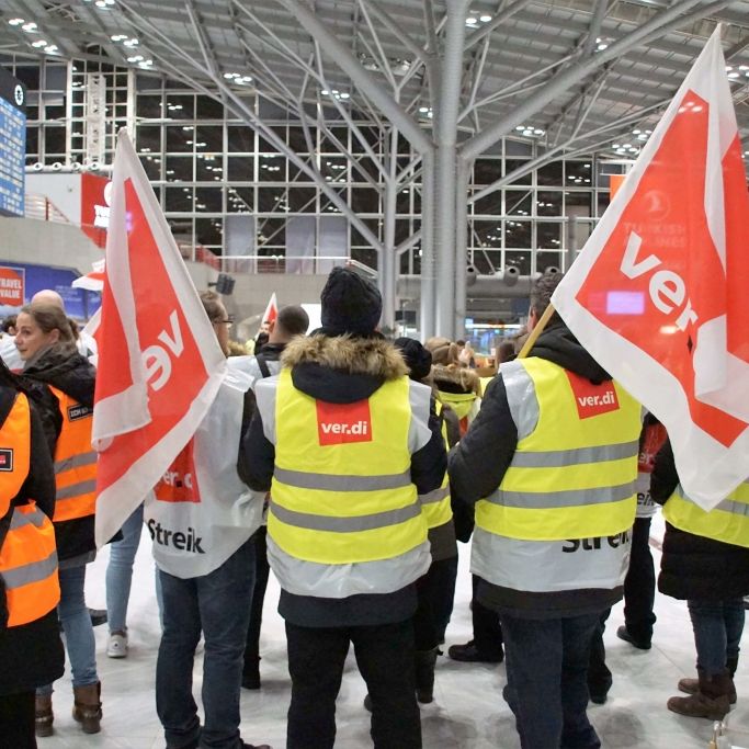 Neue Streiks! An diesen Flughäfen geht am Dienstag nichts mehr Neue Streiks! An diesen Flughäfen geht am Dienstag nichts mehr (Foto)